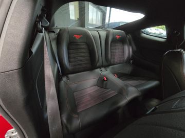 Car image 28