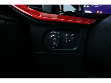 Car image 28