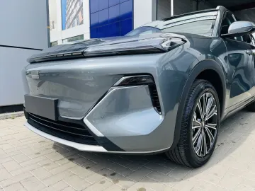 Car image 27