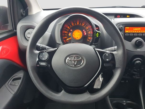 Toyota Aygo X 1.0 53 kW image number 14