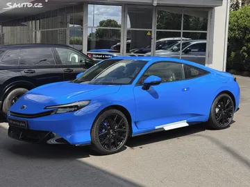 Car image 2