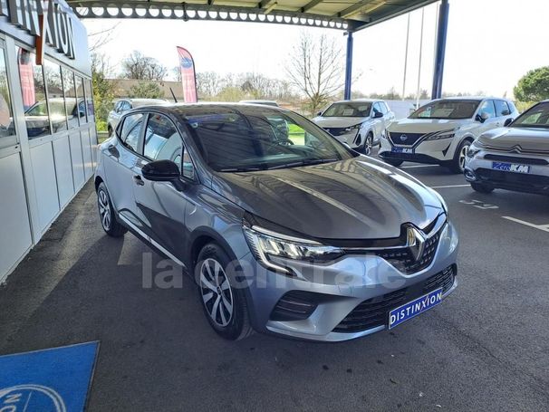 Renault Clio TCe 90 66 kW image number 2