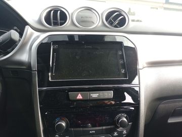 Car image 13