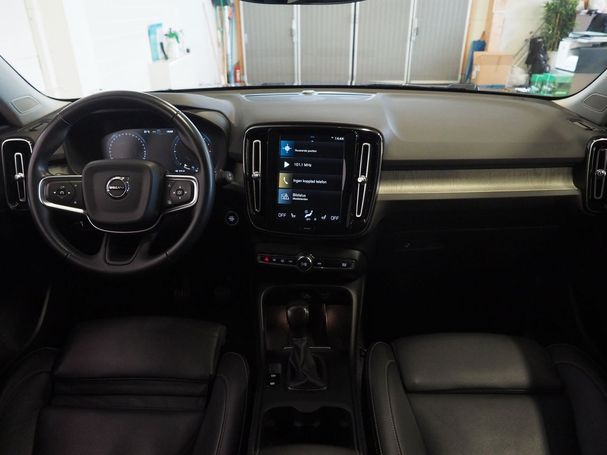 Volvo XC40 D3 AWD Inscription 110 kW image number 17