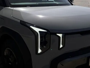 Car image 31