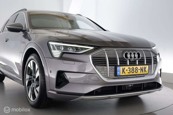 Audi e-tron 55 quattro Advanced 300 kW image number 35