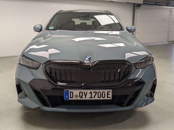 BMW i5 eDrive40 M Sport 250 kW image number 3