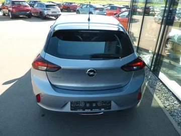 Car image 32