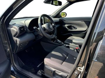 Car image 11