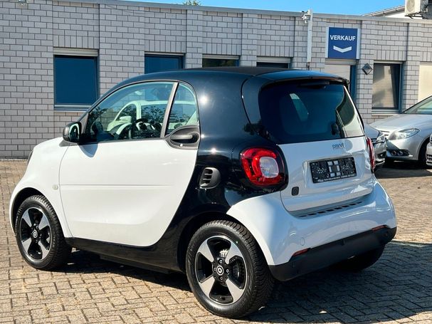 Smart ForTwo coupe EQ 60 kW image number 4