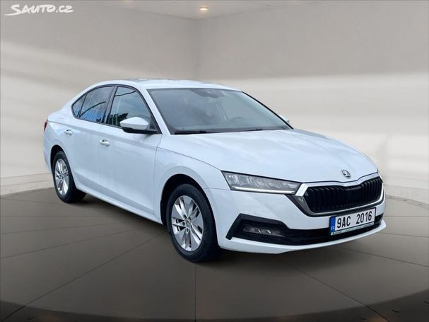 Skoda Octavia 2.0 TDI DSG Ambition 110 kW image number 2