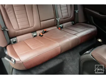 Car image 47