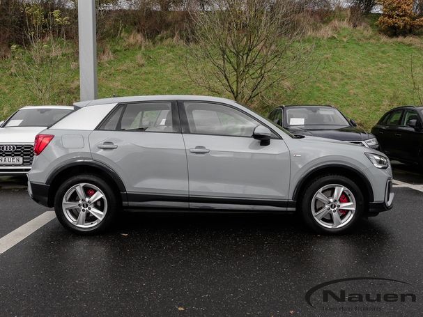 Audi Q2 35 TFSI S-line 110 kW image number 3