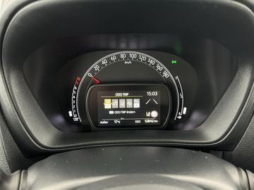 Car image 18