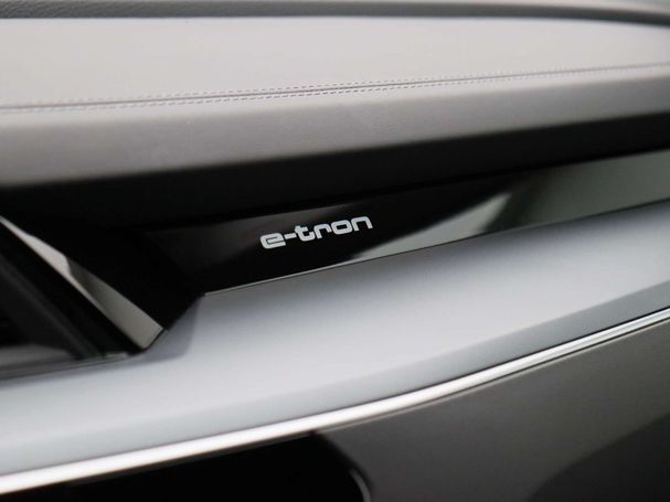 Audi e-tron 55 quattro 300 kW image number 31