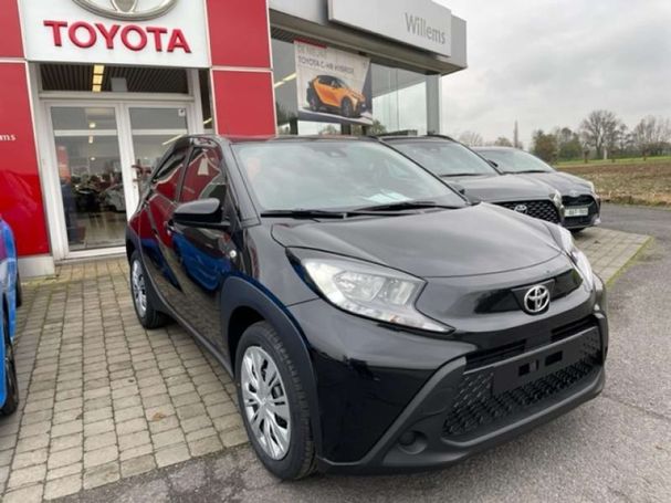 Toyota Aygo X 53 kW image number 18