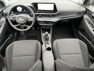 Car image 11