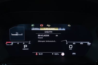 Car image 30