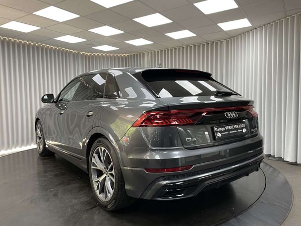 Audi Q8 55 TFSI quattro S-line 250 kW image number 4