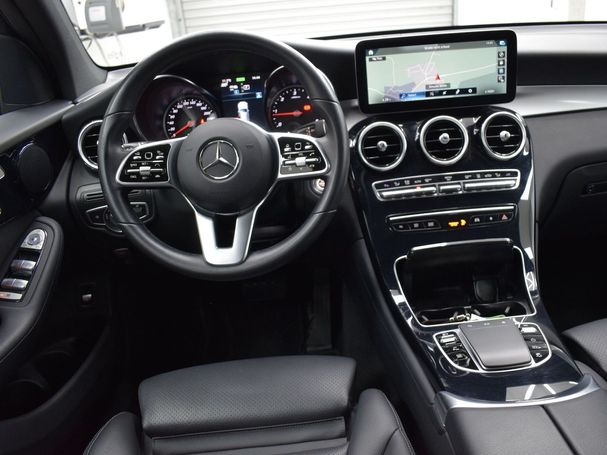 Mercedes-Benz GLC 300 de 225 kW image number 7