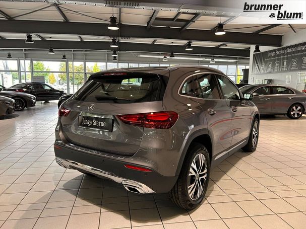 Mercedes-Benz GLA 180 100 kW image number 2