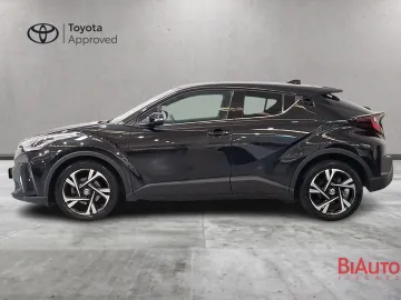 Car image 3