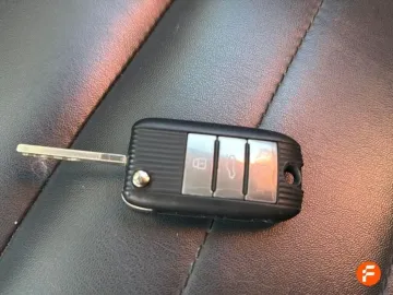 Car image 24