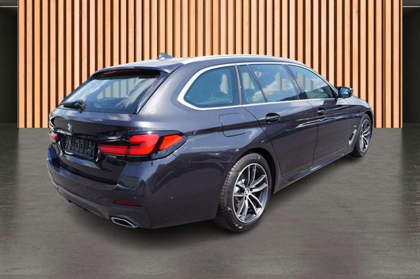 BMW 520d Touring 140 kW image number 16