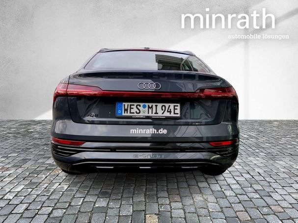 Audi Q8 50 quattro e-tron Advanced 250 kW image number 6