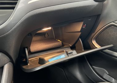 Car image 41