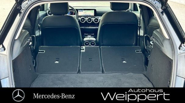 Mercedes-Benz A 220 140 kW image number 9