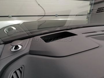 Car image 37