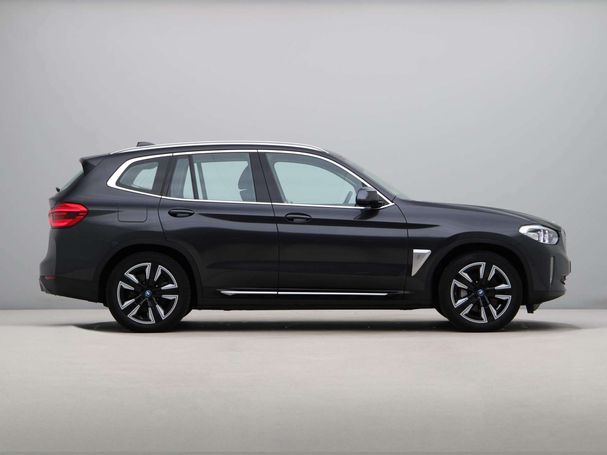 BMW iX3 80 kWh 210 kW image number 8