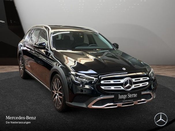 Mercedes-Benz E 220 d T All-Terrain 143 kW image number 2