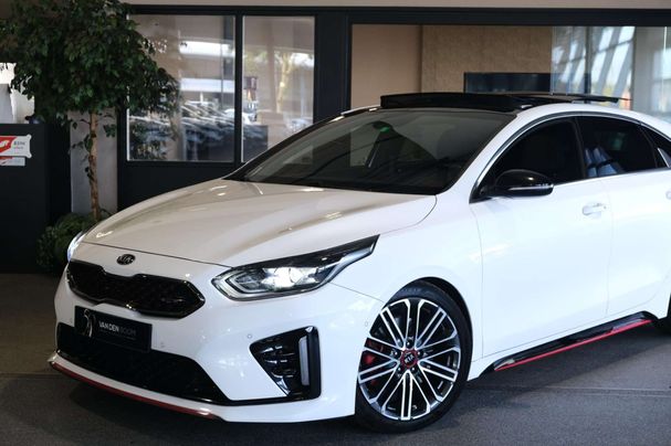 Kia ProCeed GT 150 kW image number 8