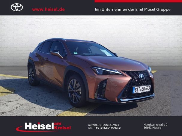 Lexus UX 300h F Sport 146 kW image number 2