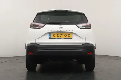 Car image 42