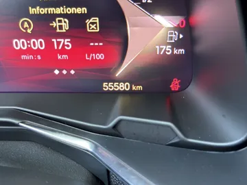 Car image 39