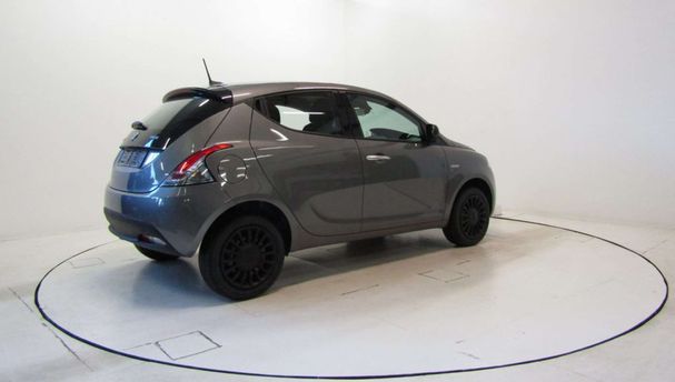 Lancia Ypsilon 51 kW image number 23