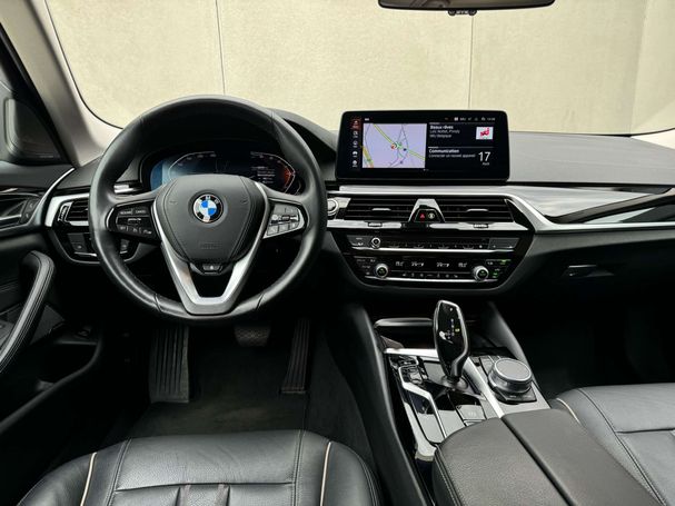 BMW 520d Touring 120 kW image number 10