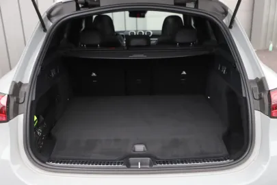 Car image 36