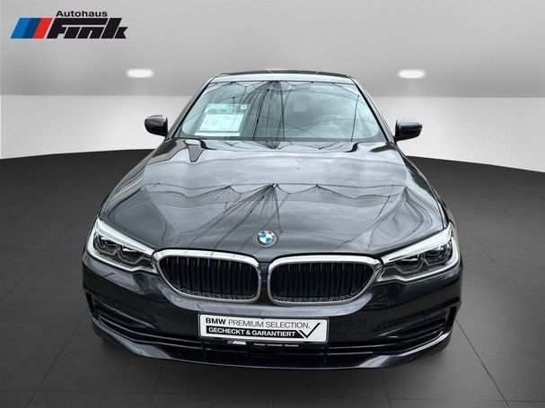 BMW 530d xDrive Sport Line 195 kW image number 3