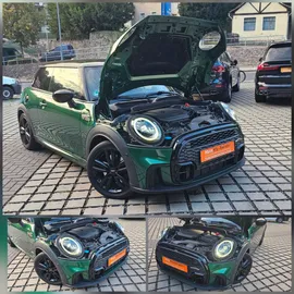 Car image 26