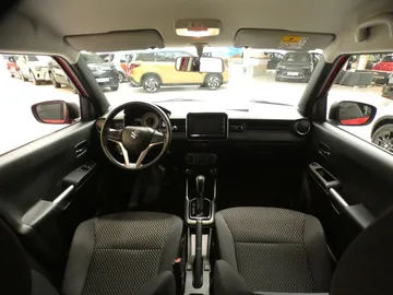 Car image 26