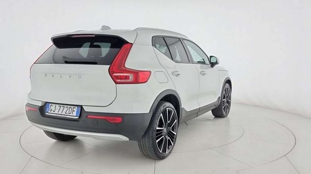 Volvo XC40 D3 Geartronic AWD Plus 110 kW image number 15