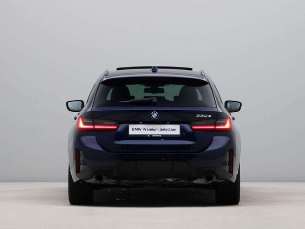 BMW 330 e Touring 215 kW image number 10