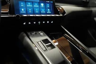 Car image 38