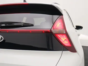 Car image 46
