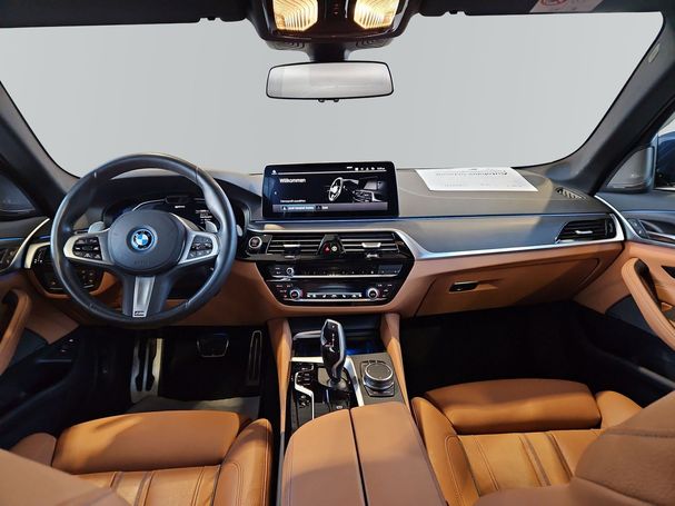 BMW 530 Touring xDrive 185 kW image number 13