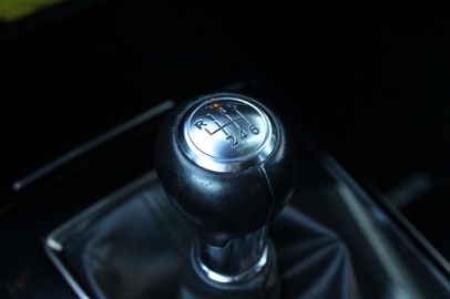 Car image 33